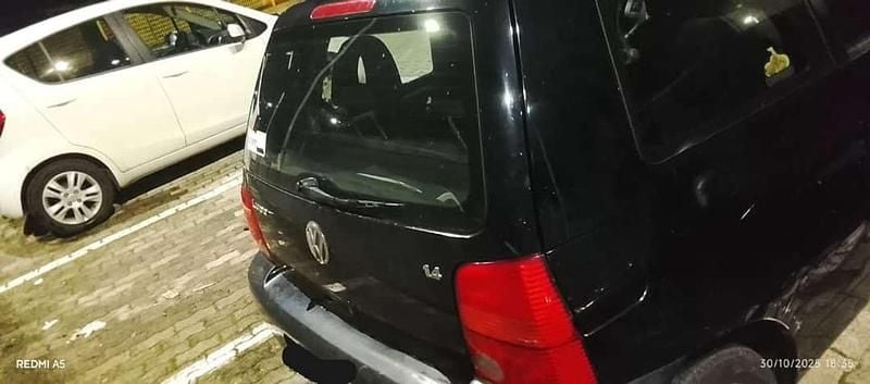 Usata VW Lupo Highline 72 CV (52 kW) 2001 Nero Utilitaria