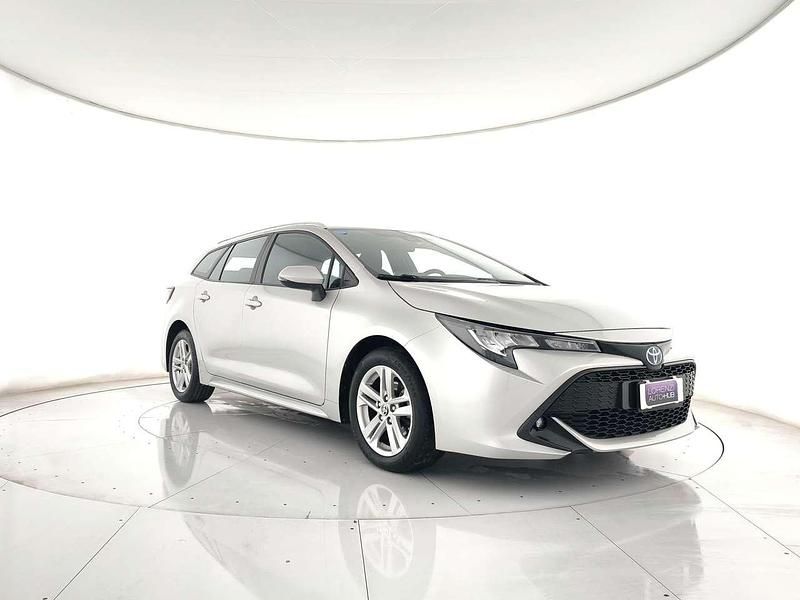 Argento metallizzato Usata 2021 Toyota Corolla Business Edition Station wagon | 17.500 € (Buon prezzo) - Immagine 1/4
