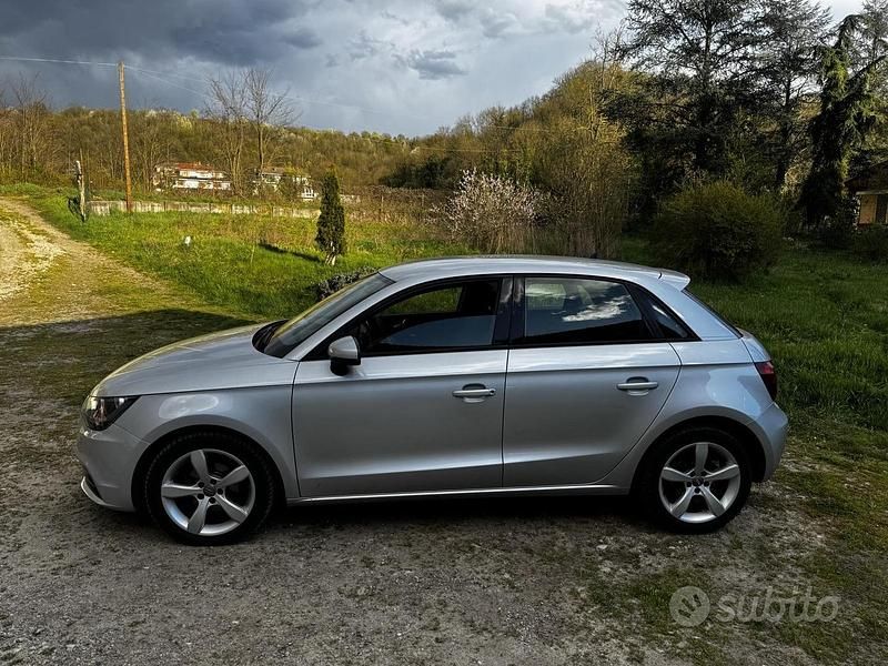 Usata Audi A1 90 CV (66 kW) 2013 Grigio Utilitaria