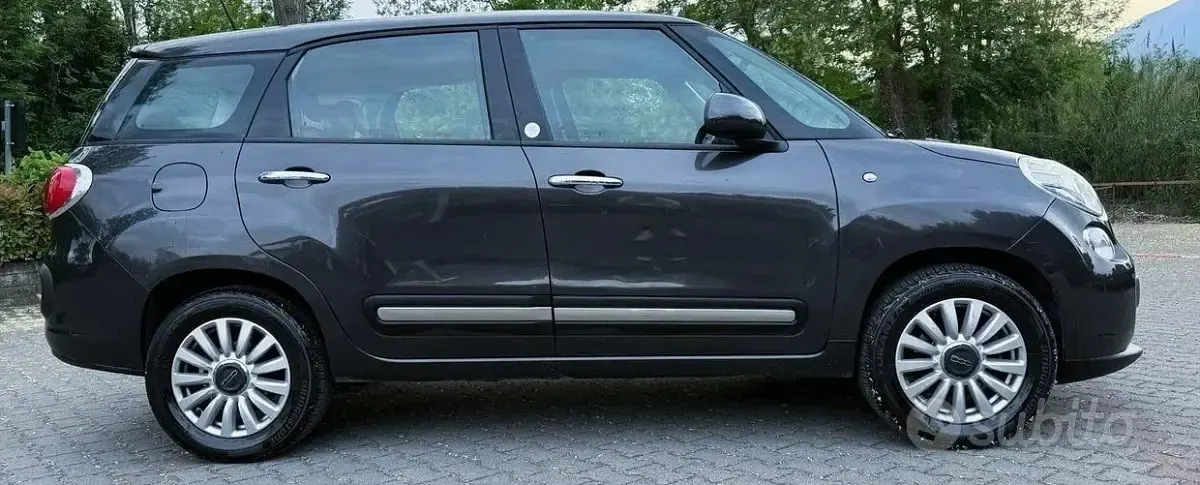 Usata Fiat 500L Lounge 80 CV (58 kW) 2015 Verde Monovolume