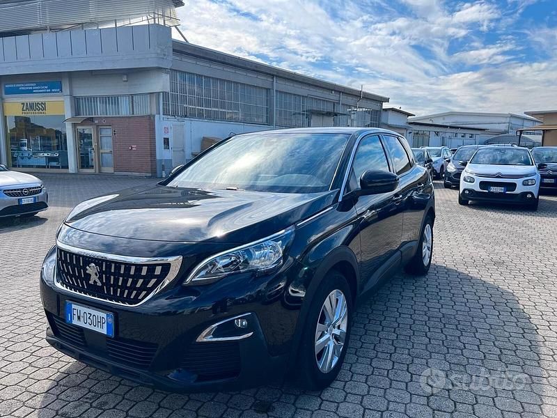 Usata Peugeot 3008 Allure 131 CV (96 kW) 2019 Nero SUV