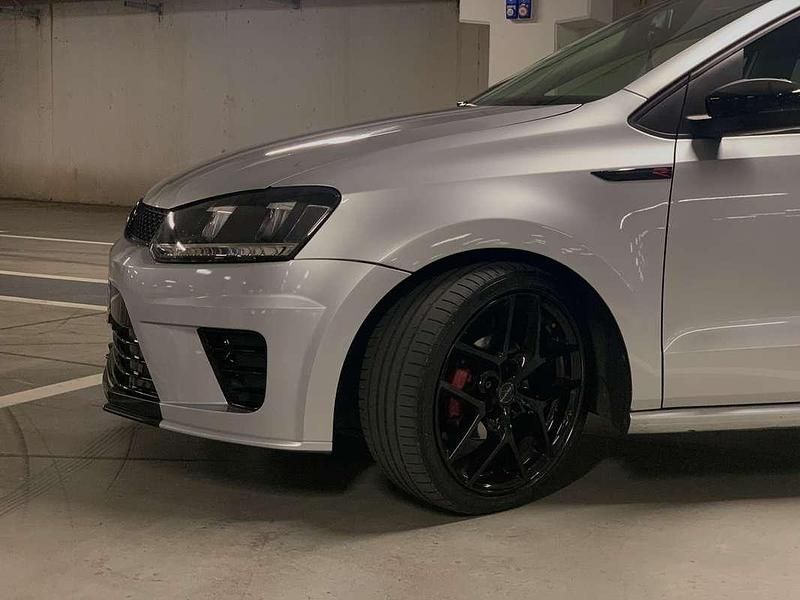 Usata VW Polo Highline 105 CV (77 kW) 2011 Grigio Berlina