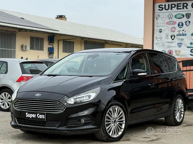 Usata Ford S-MAX Vignale 150 CV (110 kW) 2017 Nero Monovolume