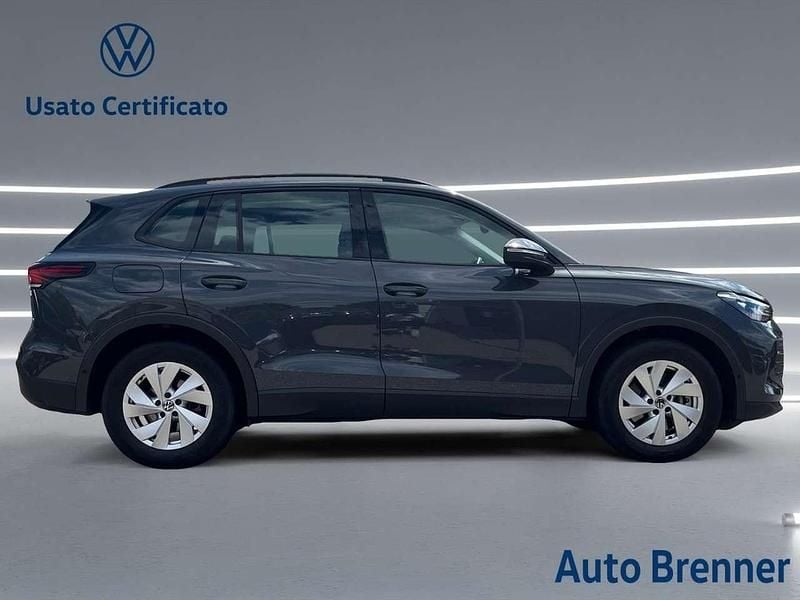 Usata VW Tiguan Life 150 CV (110 kW) 2024 Dolphin grey SUV