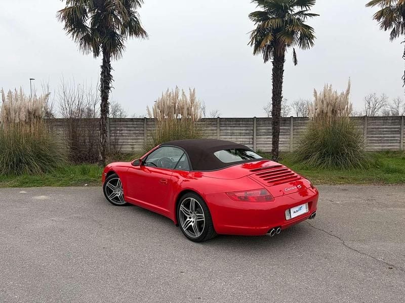 Usata Porsche 997 355 CV (261 kW) 2007 Rosso Cabrio