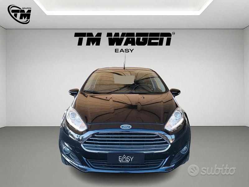 Usata Ford Fiesta Titanium 101 CV (74 kW) 2014 Nero Utilitaria