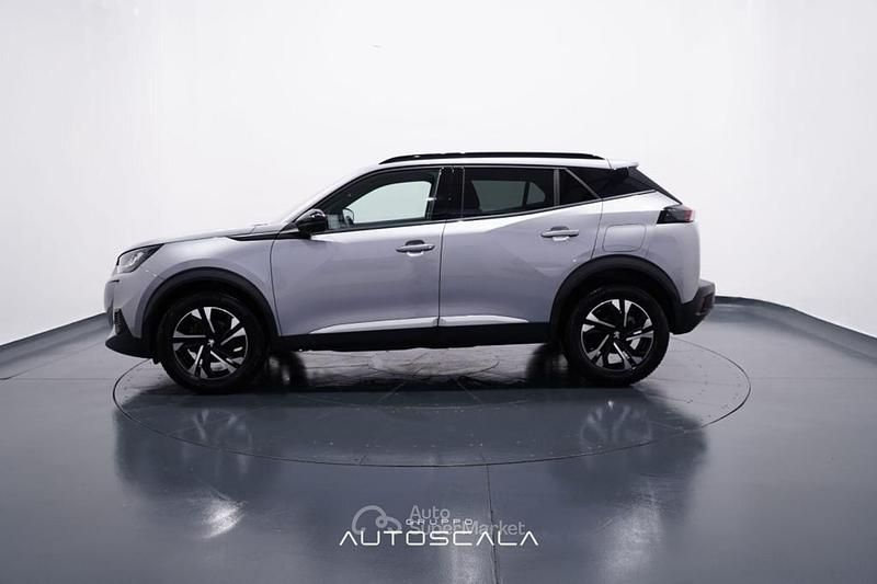 Usata Peugeot 2008 Allure 131 CV (96 kW) 2023 Grigio artense met. SUV