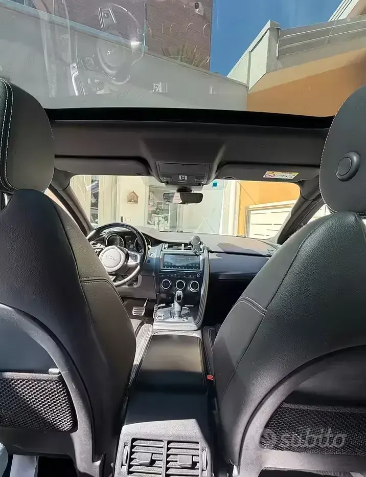 Usata Jaguar E-Pace 249 CV (183 kW) 2018 Bianco SUV
