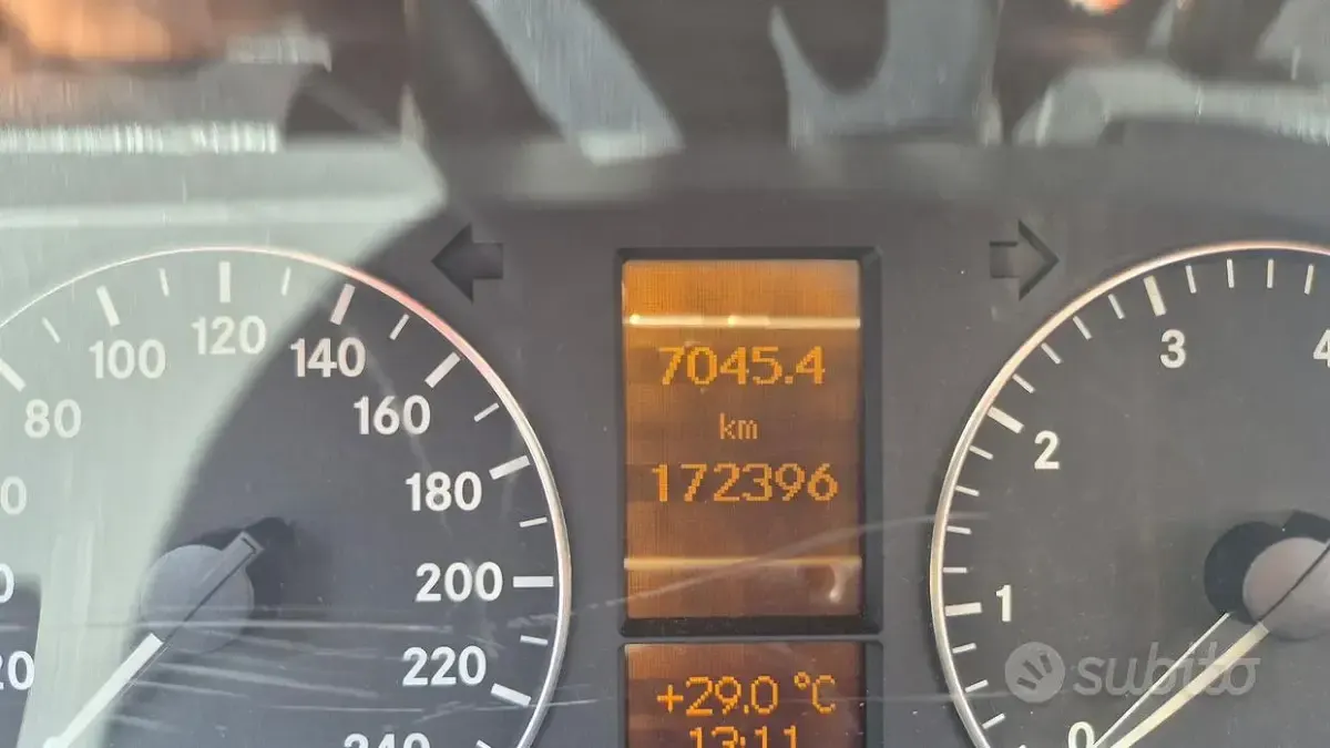 Usata Mercedes A150 95 CV (69 kW) 2010 Nero Berlina