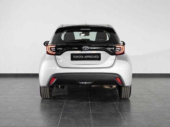 Usata Toyota Yaris Hybrid Trend 115 CV (84 kW) 2020 Grigio Utilitaria