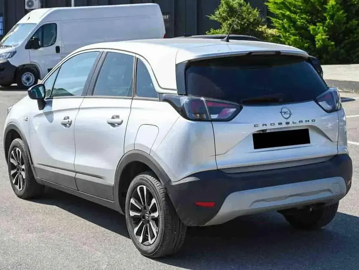 Usata Opel Crossland Business 110 CV (80 kW) 2023 Argento SUV