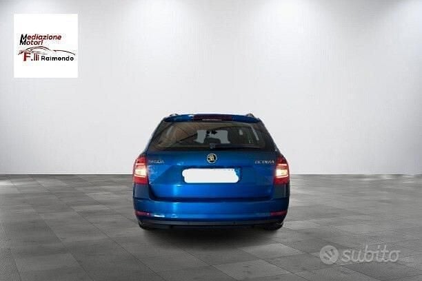 Usata Skoda Octavia Style 115 CV (84 kW) 2018 Blu Station wagon