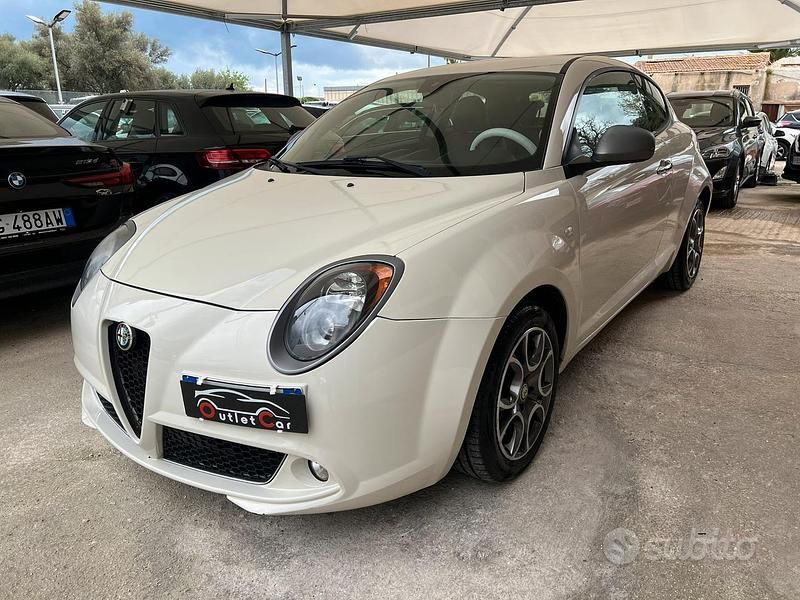 Usata Alfa Romeo MiTo Distinctive 85 CV (62 kW) 2014 Bianco Utilitaria