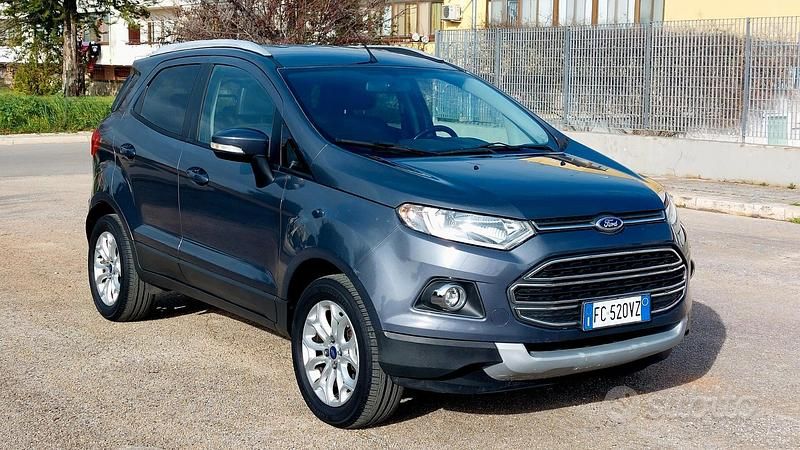 Usata Ford Ecosport Titanium 95 CV (69 kW) 2016 Grigio SUV
