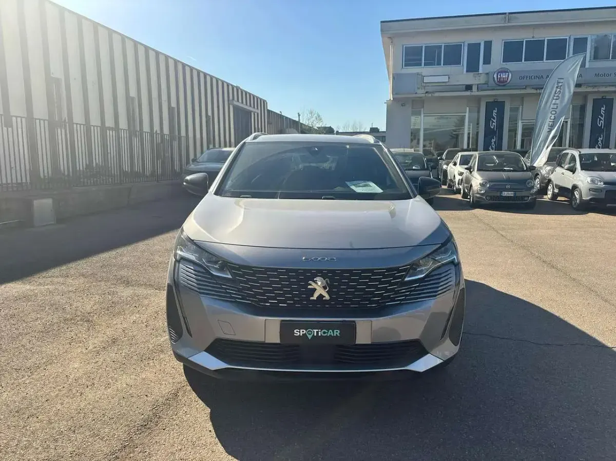 Usata Peugeot 5008 Allure 131 CV (96 kW) 2024 Grigio SUV