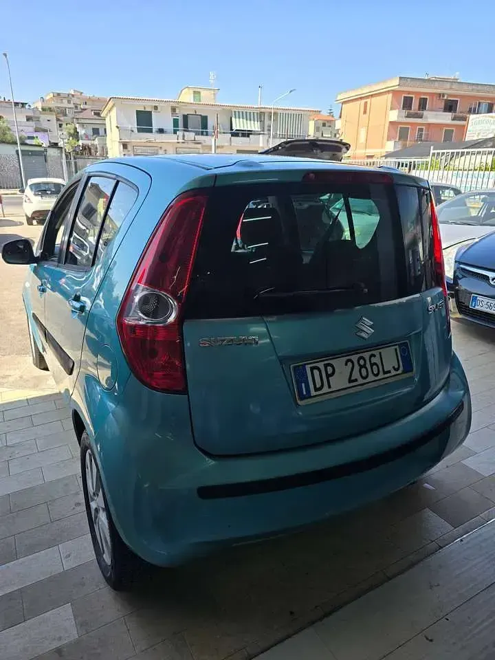 Usata Suzuki Splash 65 CV (47 kW) 2008 Celeste Utilitaria