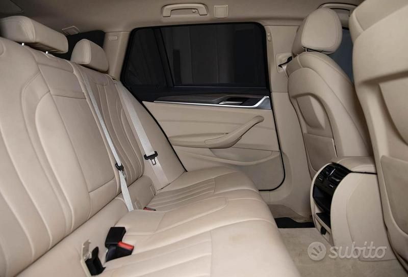 Usata BMW 520 2018 Blu Station wagon