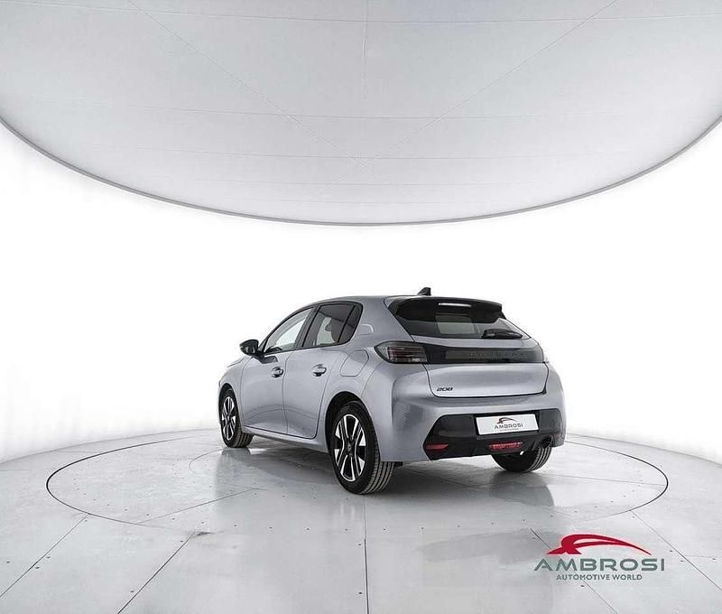 Usata Peugeot 208 Allure 101 CV (74 kW) 2025 Grigio Utilitaria