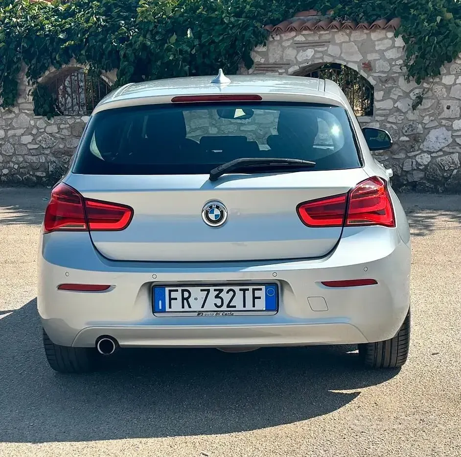 Usata BMW 116 Advantage 116 CV (85 kW) 2018 Grigio Utilitaria