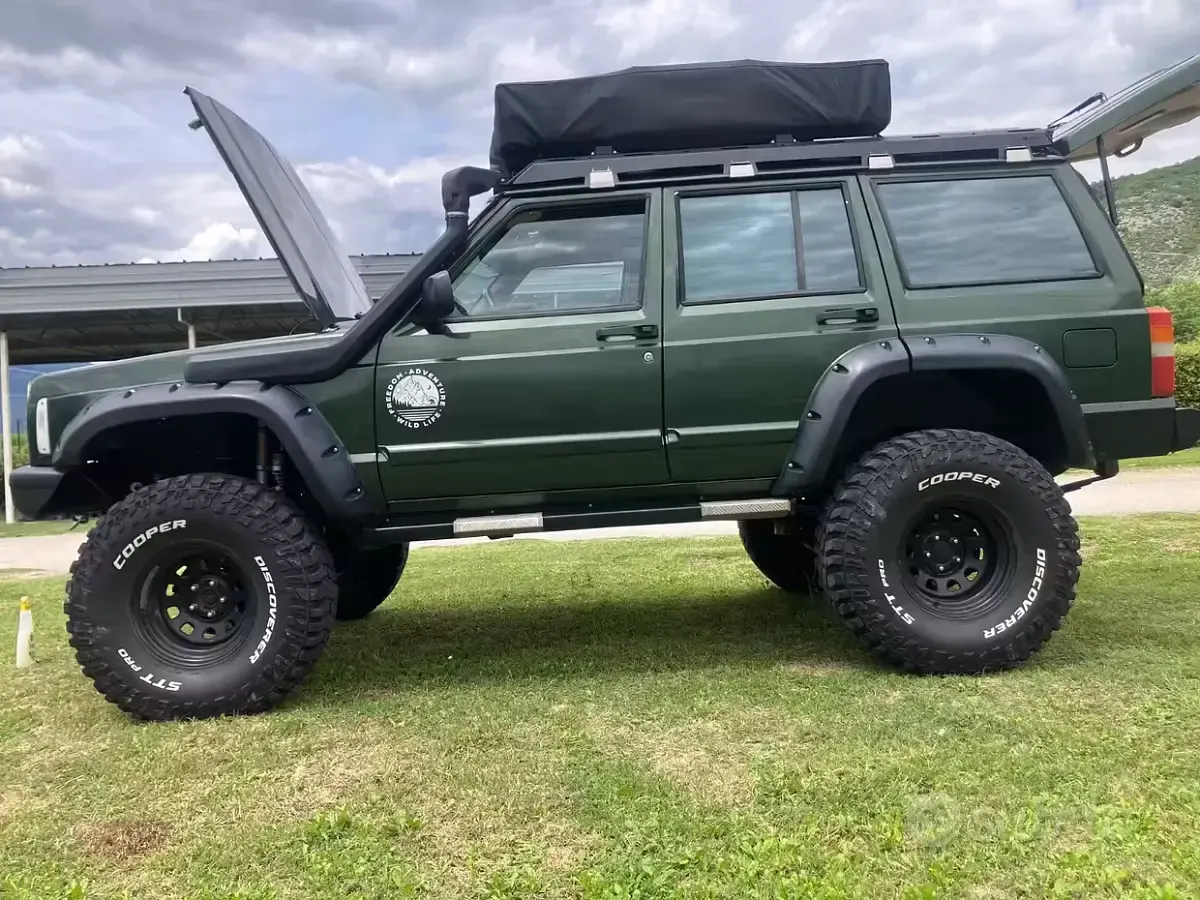 Usata Jeep Cherokee 174 CV (127 kW) 1997 Verde SUV