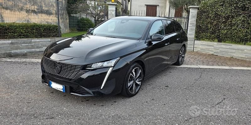 Nero Usata 2023 Peugeot 308 Allure Station wagon | 17.700 € (Super prezzo) - Immagine 1/4