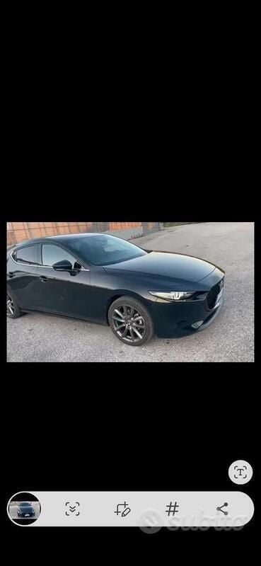 Usata Mazda 3 116 CV (85 kW) 2019 Nero Utilitaria