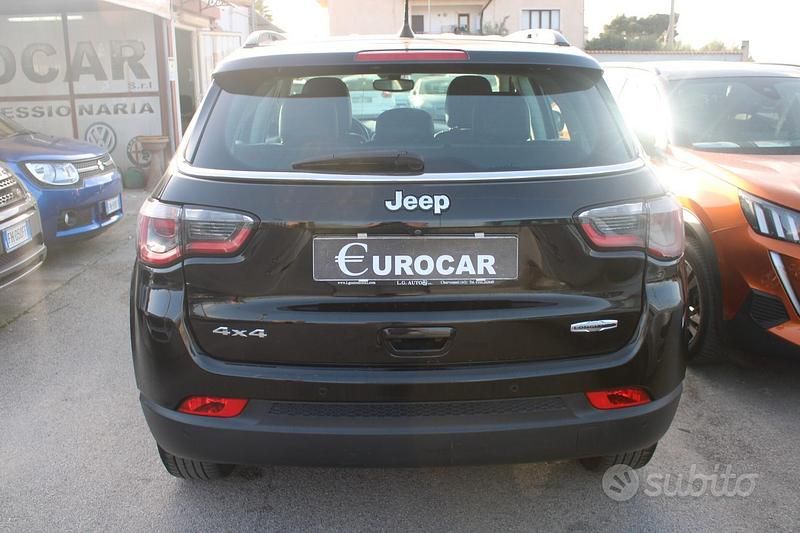 Usata Jeep Compass Opening Edition 140 CV (102 kW) 2017 Nero SUV