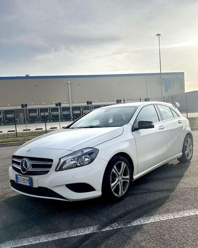 Usata Mercedes A180 122 CV (89 kW) 2013 Berlina