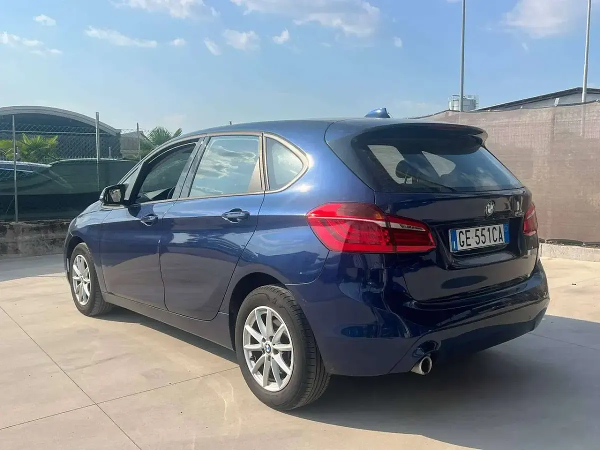 Usata BMW 216 Active Tourer Advantage 116 CV (85 kW) 2021 Blu/azzurro Monovolume