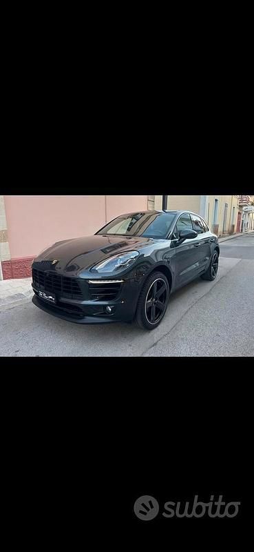 Usata Porsche Macan 252 CV (185 kW) 2017 Grigio SUV
