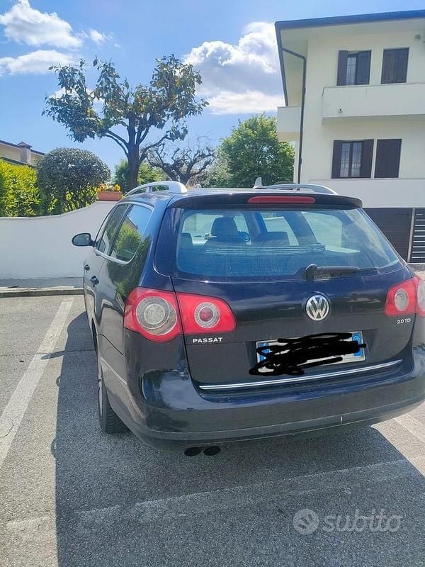 Usata VW Passat 170 CV (125 kW) 2007 Nero Station wagon