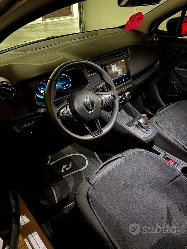 Usata Renault Zoe 80 kW (109 CV) 2021 Bianco Utilitaria