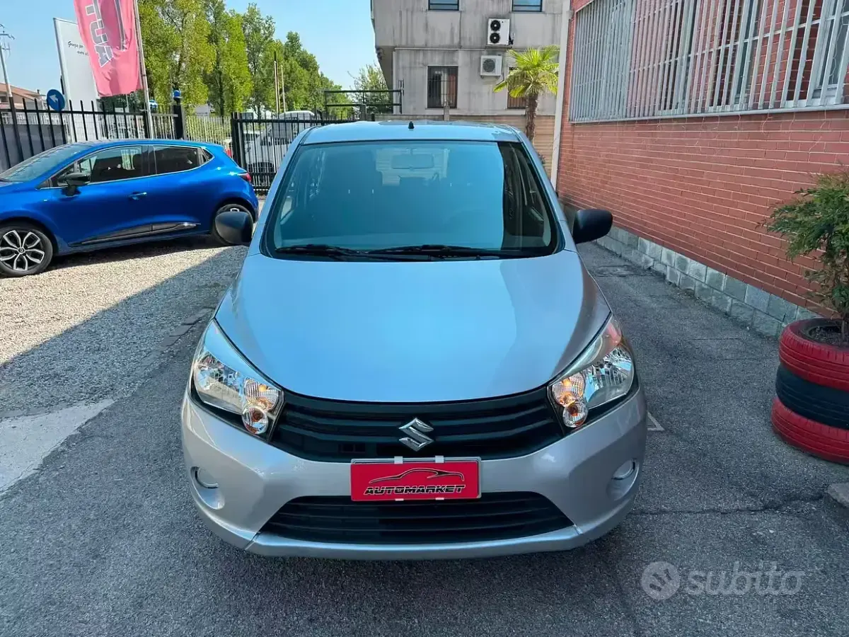 Usata Suzuki Celerio 68 CV (50 kW) 2015 Grigio Utilitaria