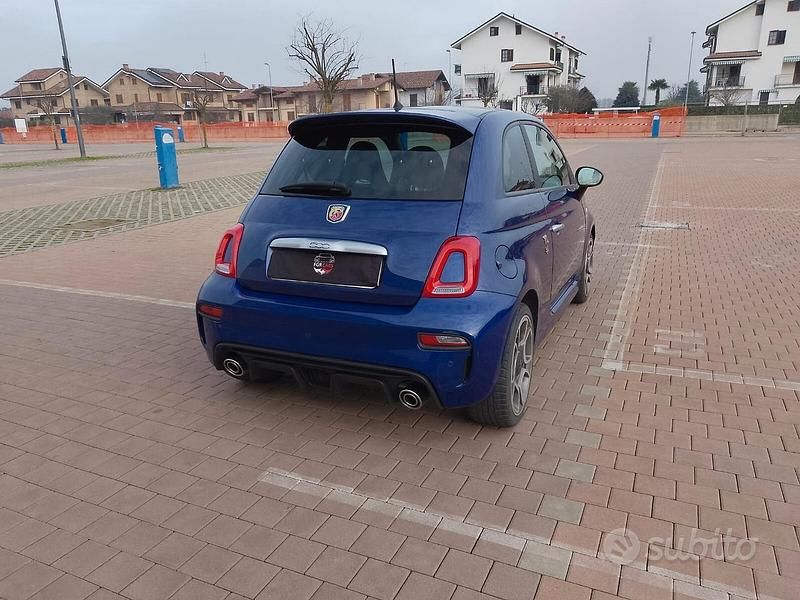 Usata Abarth 595 145 CV (106 kW) 2019 Blu Berlina