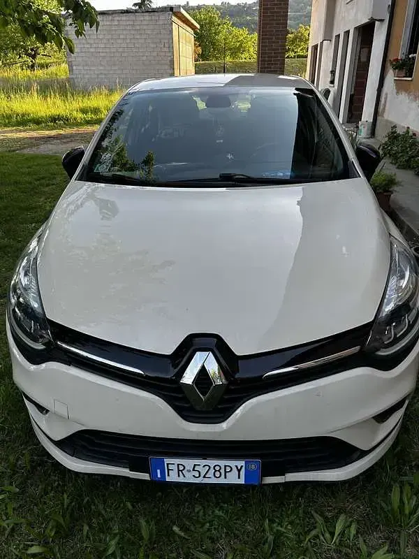 Usata Renault Clio IV 75 CV (55 kW) 2018 Berlina