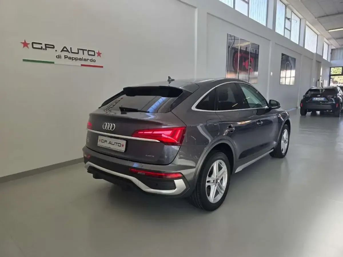 Usata Audi Q5 S-Line 204 CV (150 kW) 2023 Grigio daytona SUV