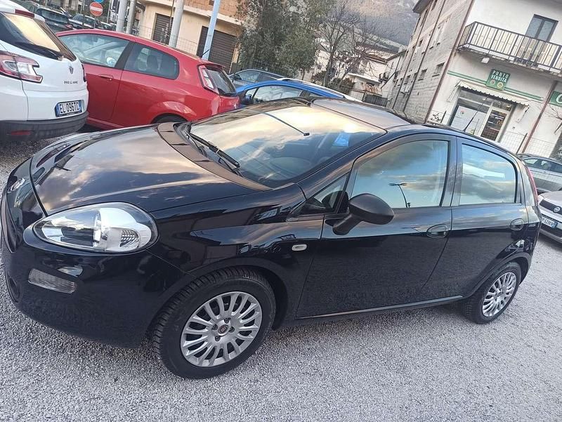 Usata Fiat Punto Street 95 CV (69 kW) 2018 Blu/azzurro Utilitaria