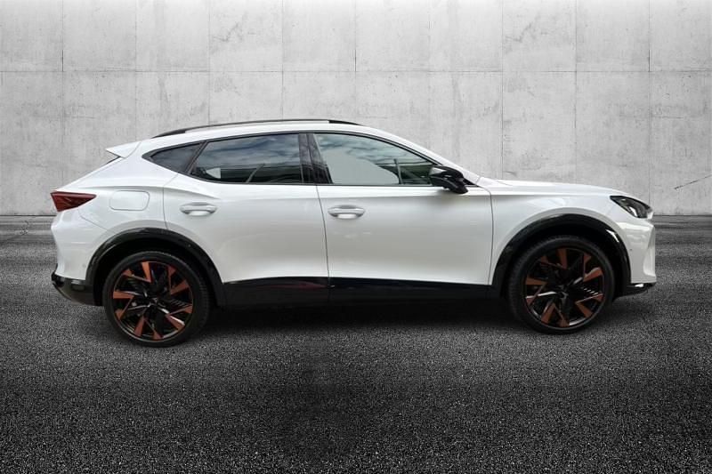 Usata Cupra Formentor VZ 272 CV (200 kW) 2025 Bianco metallizzato SUV