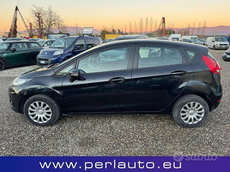 Usata Ford Fiesta Titanium 68 CV (50 kW) 2009 Nero Berlina