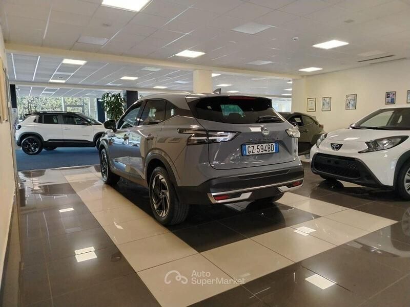 Usata Nissan Qashqai N-Connecta 158 CV (116 kW) 2025 Gray SUV