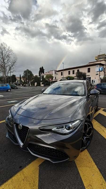 Usata 2018 Alfa Romeo Giulia Veloce Tre volumi | 15.500 € (Super prezzo) - Immagine 1/4