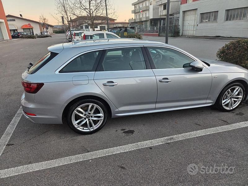 Usata Audi A4 S-Line 190 CV (139 kW) 2018 Grigio Station wagon