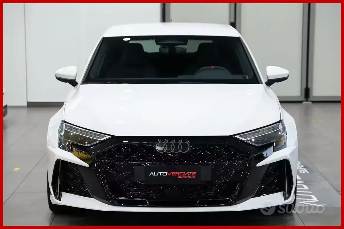 Usata Audi RS3 Comfort 400 CV (294 kW) 2025 Bianco Berlina