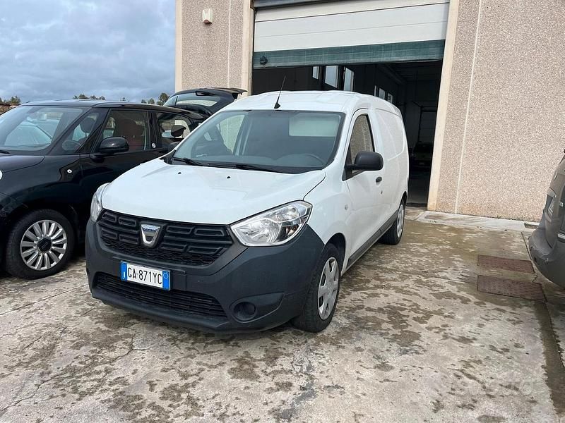 Usata Dacia Dokker 90 CV (66 kW) 2018 Bianco Monovolume