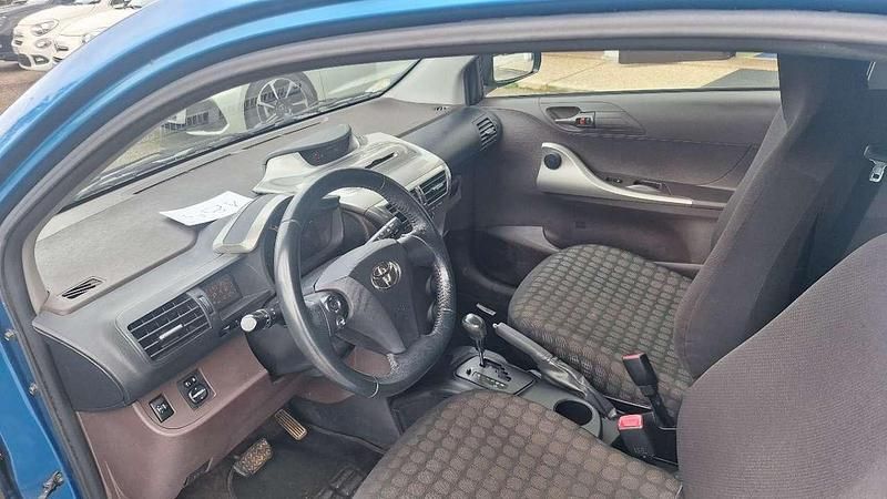 Usata Toyota iQ Sol 68 CV (50 kW) 2010 Other Utilitaria