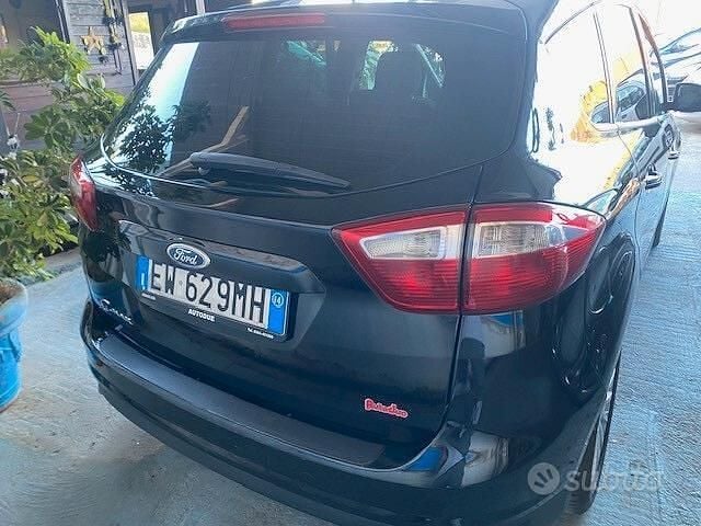 Usata Ford C-MAX Titanium 115 CV (84 kW) 2014 Nero Monovolume