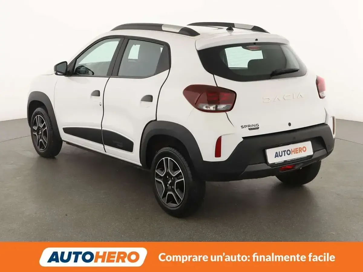 Usata Dacia Spring Business 19 kW (26 CV) 2024 Bianco Utilitaria