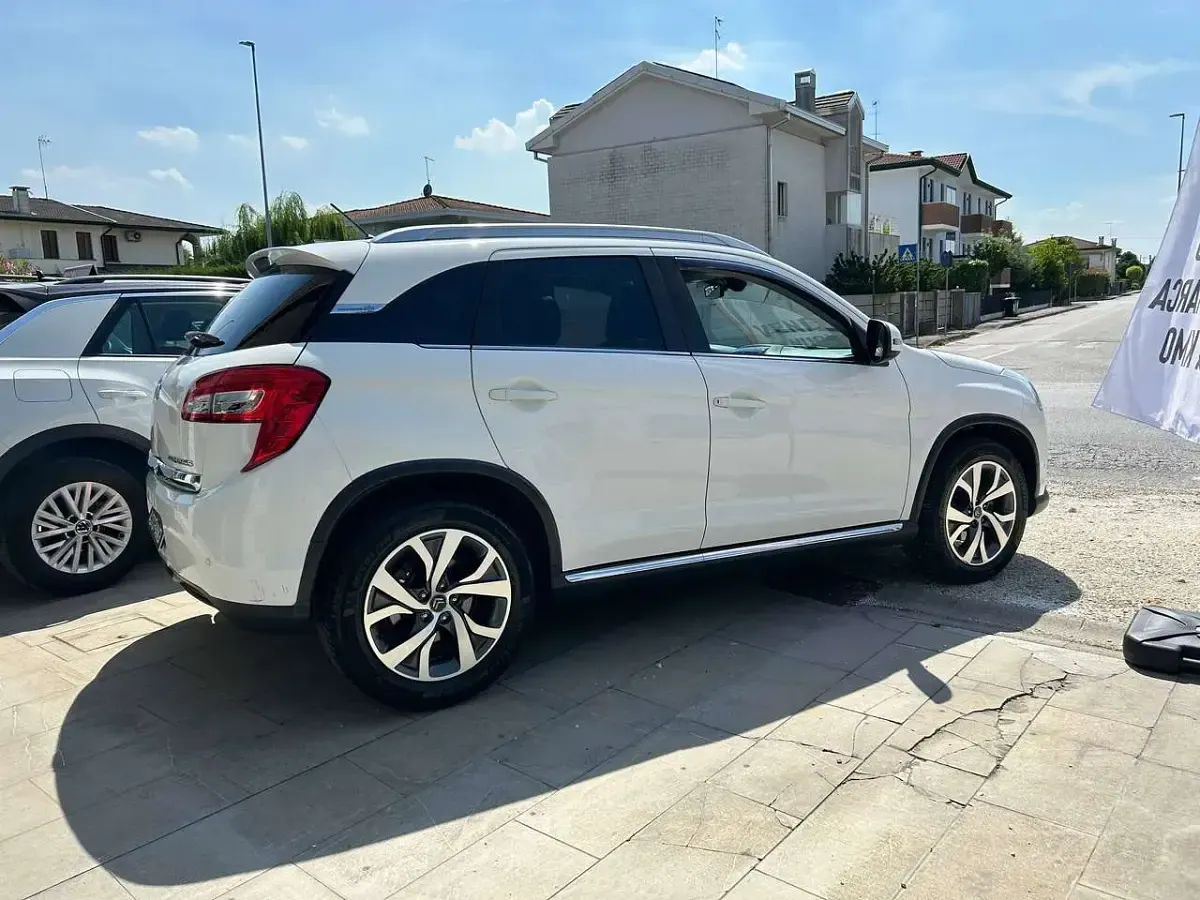 Usata Citroën C4 Aircross Exclusive 114 CV (83 kW) 2017 Bianco SUV