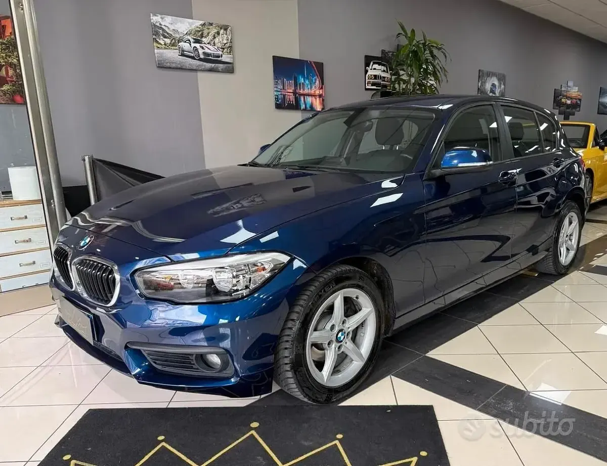 Usata BMW 118 Comfort Edition 150 CV (110 kW) 2018 Blu Utilitaria