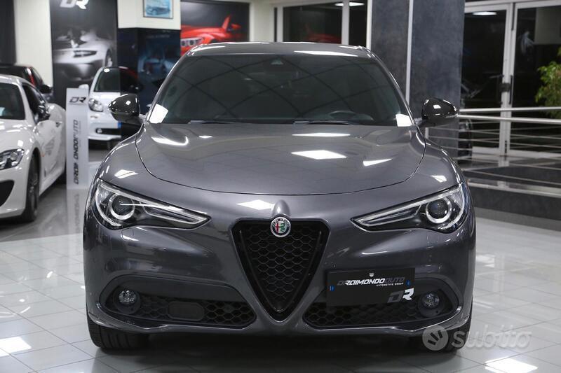 Usato 2021 Alfa Romeo Stelvio 2.1 Diesel 209 CV (38.900 €)